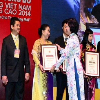 BÔNG HỒNG VÀNG GIỮA ĐỜI THƯỜNG