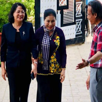 Nhân chuyến công tác Phó Chủ tịch nước Đặng Thị Ngọc Thịnh ghé thăm Công ty Trà Tâm Lan.